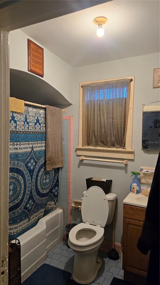 GROVE HEIGHTS - Residential Income