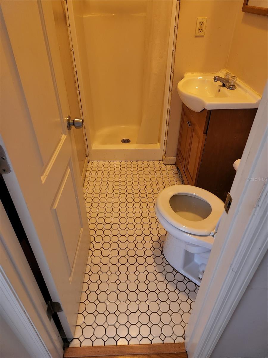 GROVE HEIGHTS - Residential Income