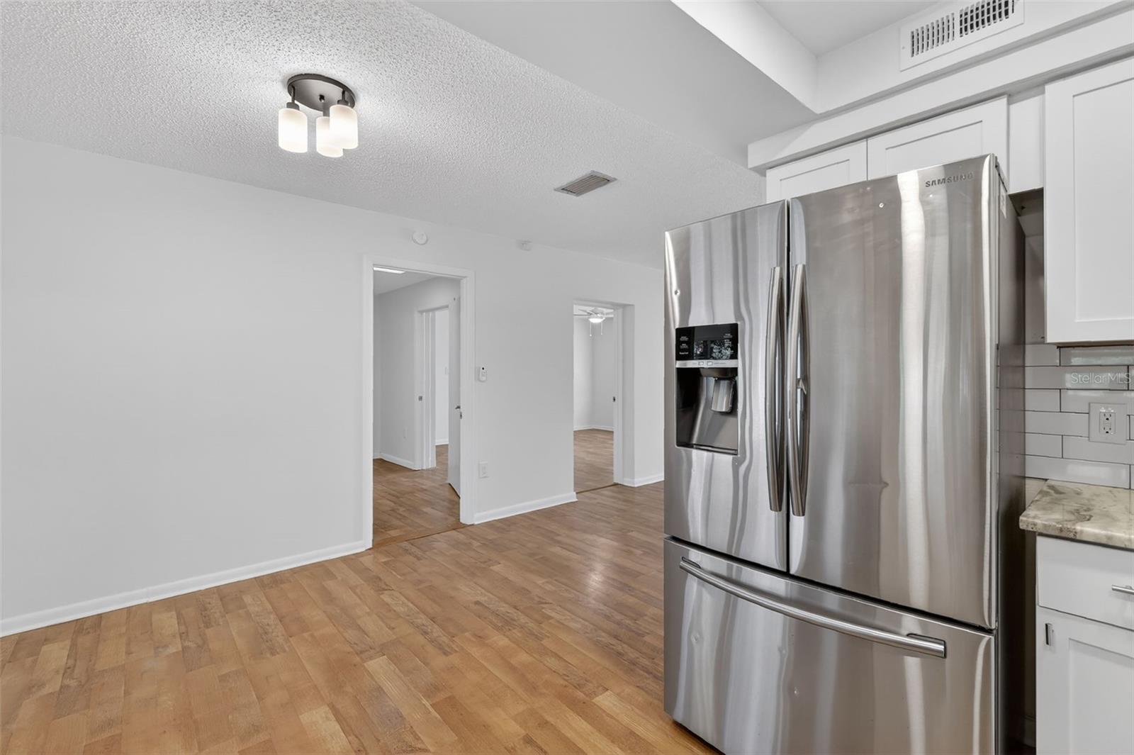 MOUNT DORA GULLERS HOMESTEAD - Residential Lease