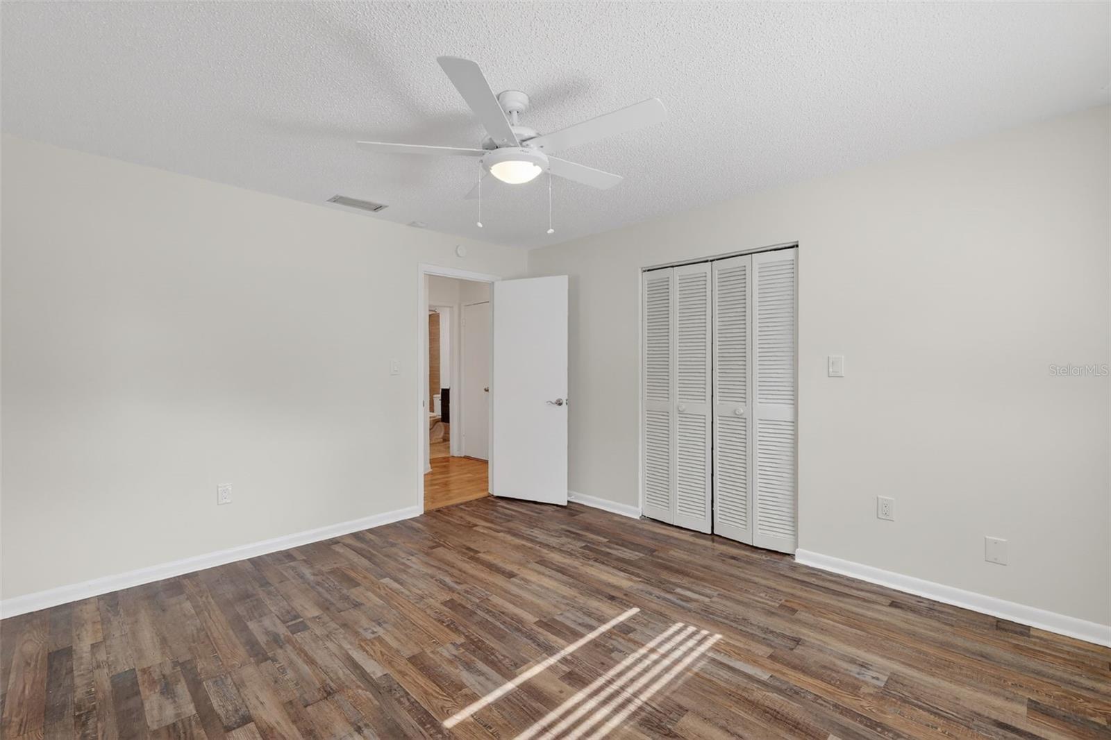 MOUNT DORA GULLERS HOMESTEAD - Residential Lease