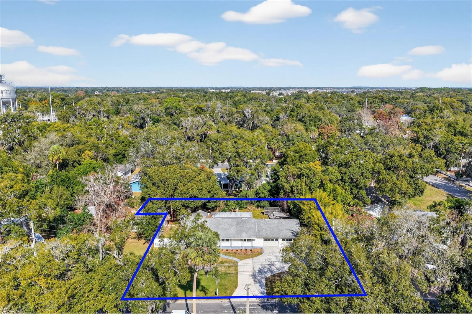 MOUNT DORA GULLERS HOMESTEAD - Residential Lease