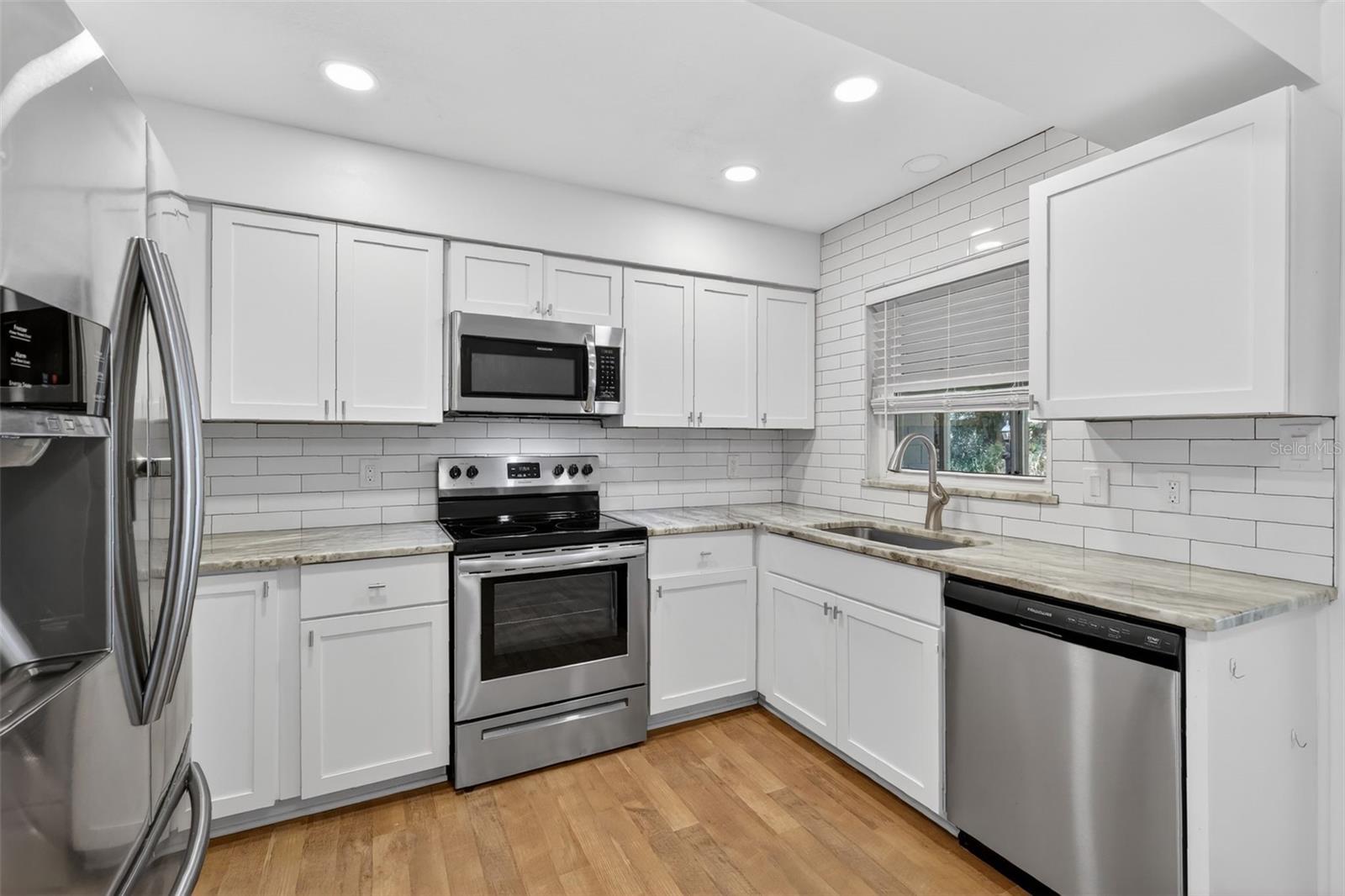 MOUNT DORA GULLERS HOMESTEAD - Residential Lease