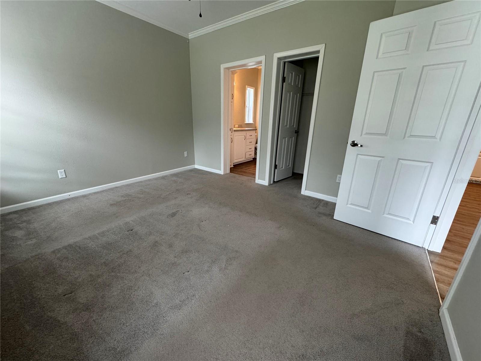 HOOD MANOR ESTATES - Residential Lease