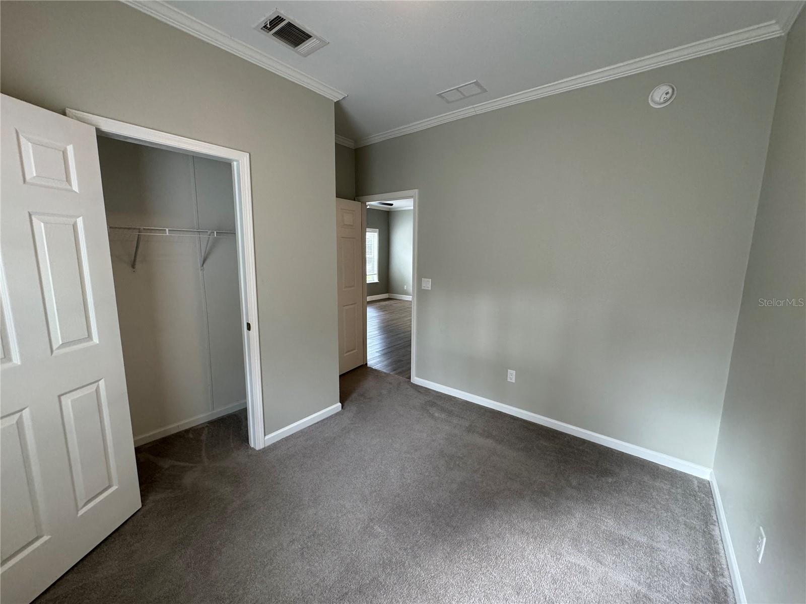 HOOD MANOR ESTATES - Residential Lease