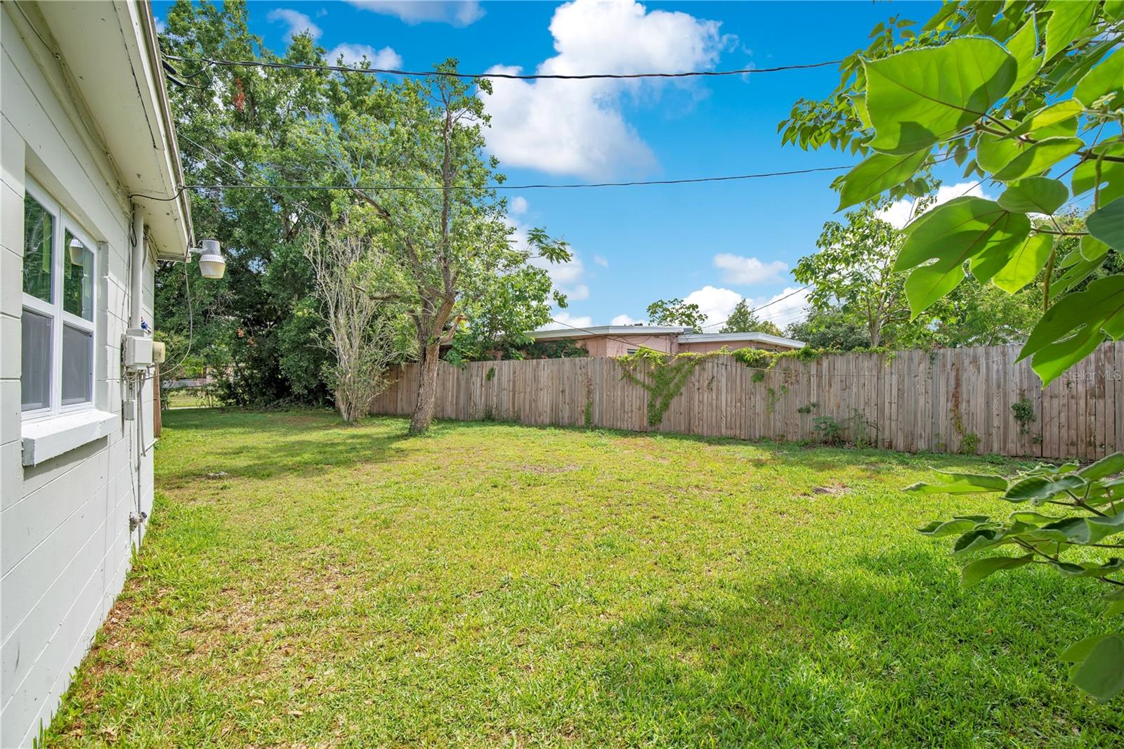 LAKE LAWNE SHORES ADD 01 - Residential
