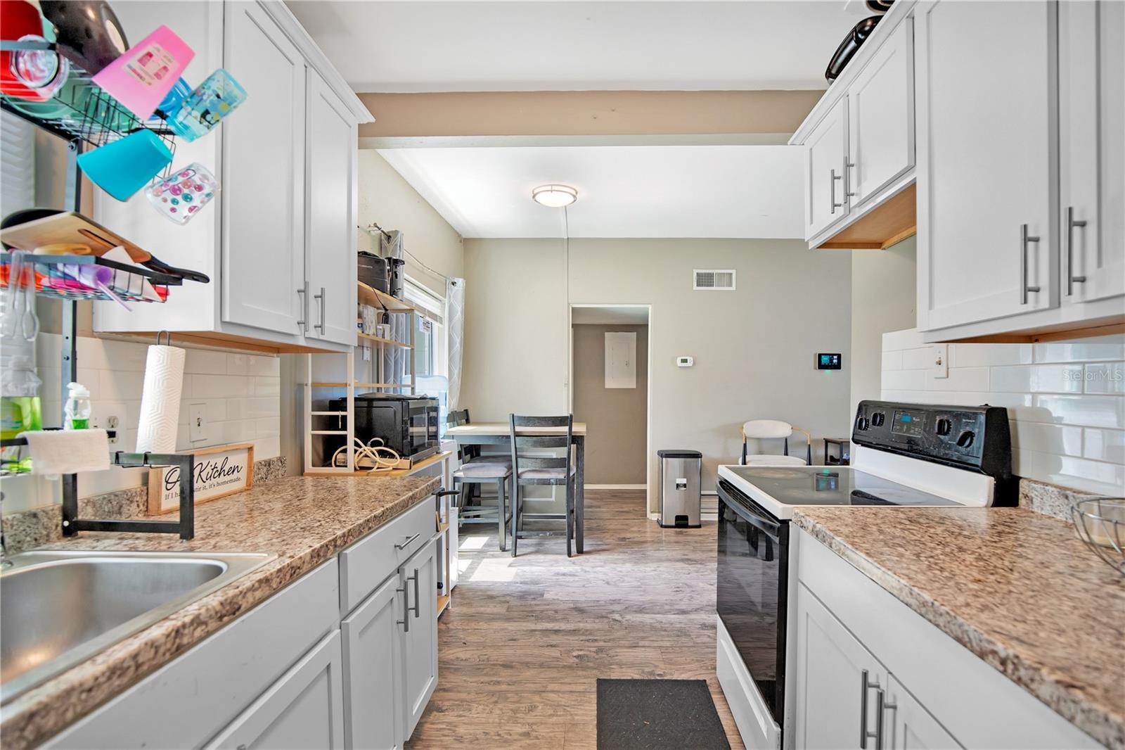 LAKE LAWNE SHORES ADD 01 - Residential