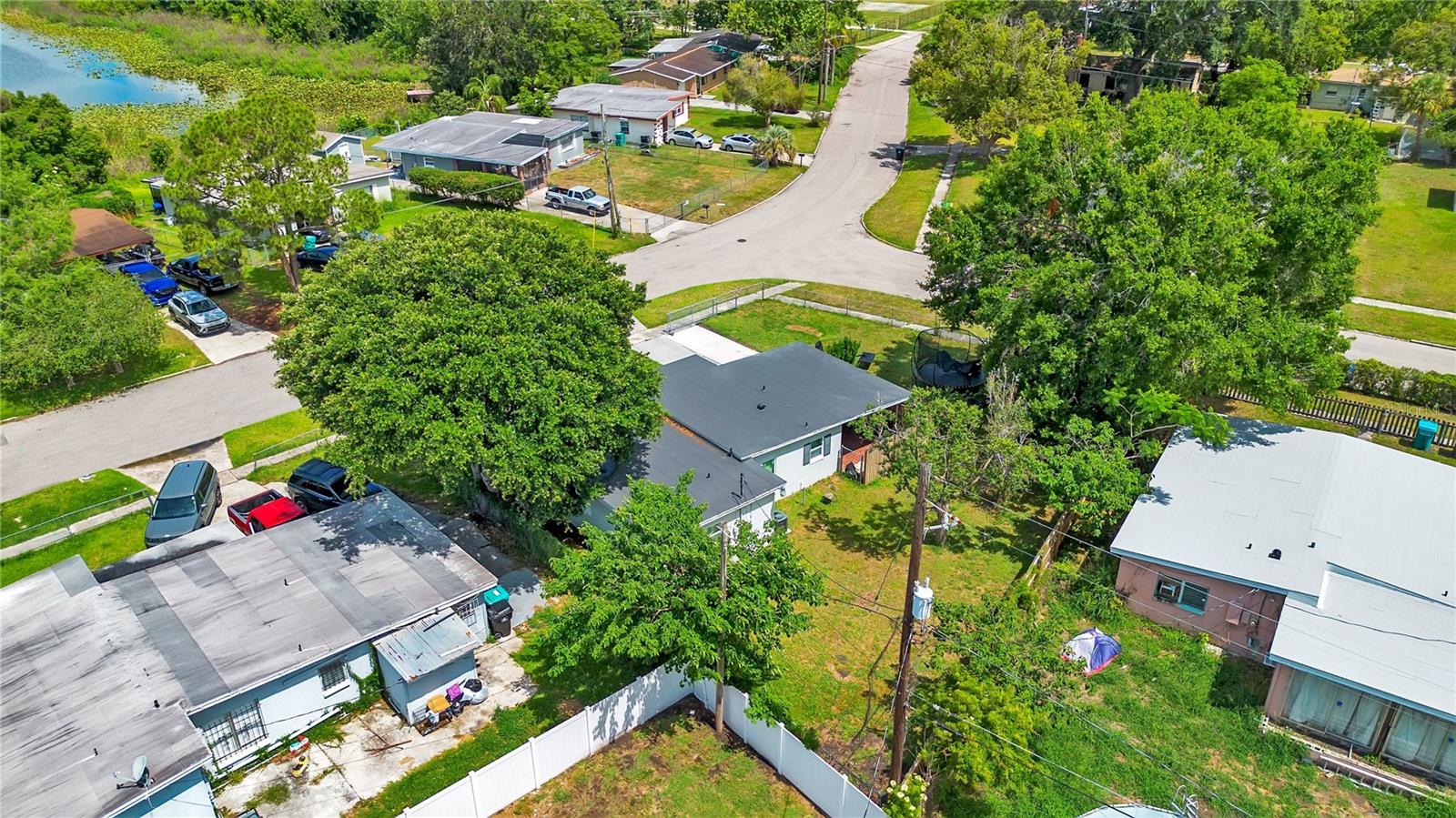 LAKE LAWNE SHORES ADD 01 - Residential