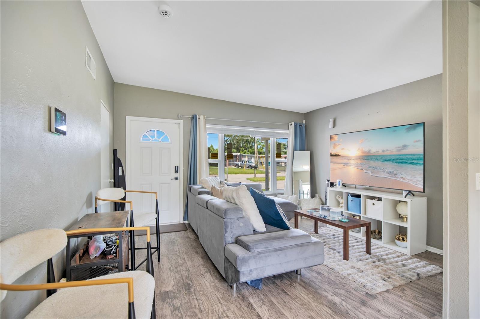 LAKE LAWNE SHORES ADD 01 - Residential