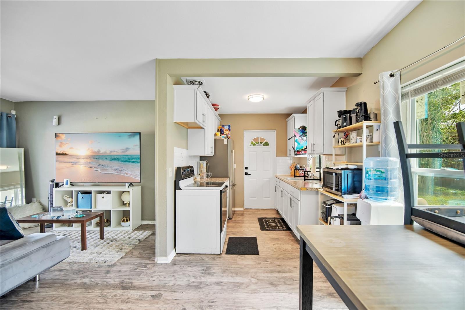LAKE LAWNE SHORES ADD 01 - Residential