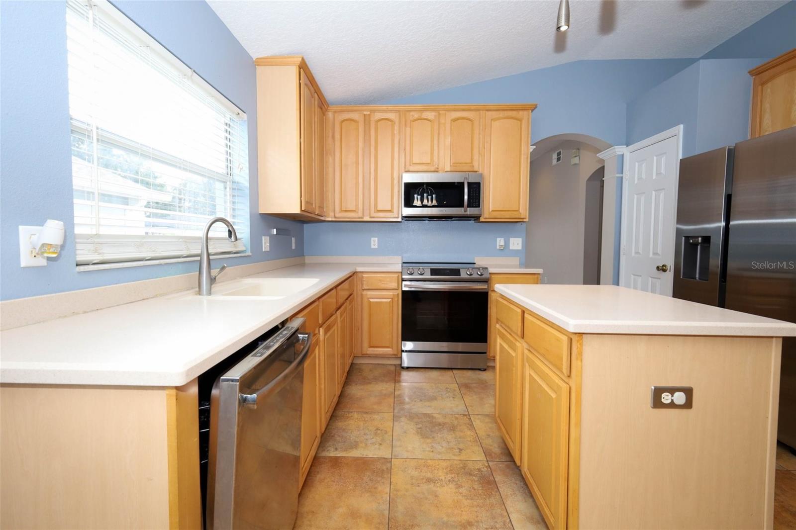 OAKHURST RESERVE UNIT ONE - Residential