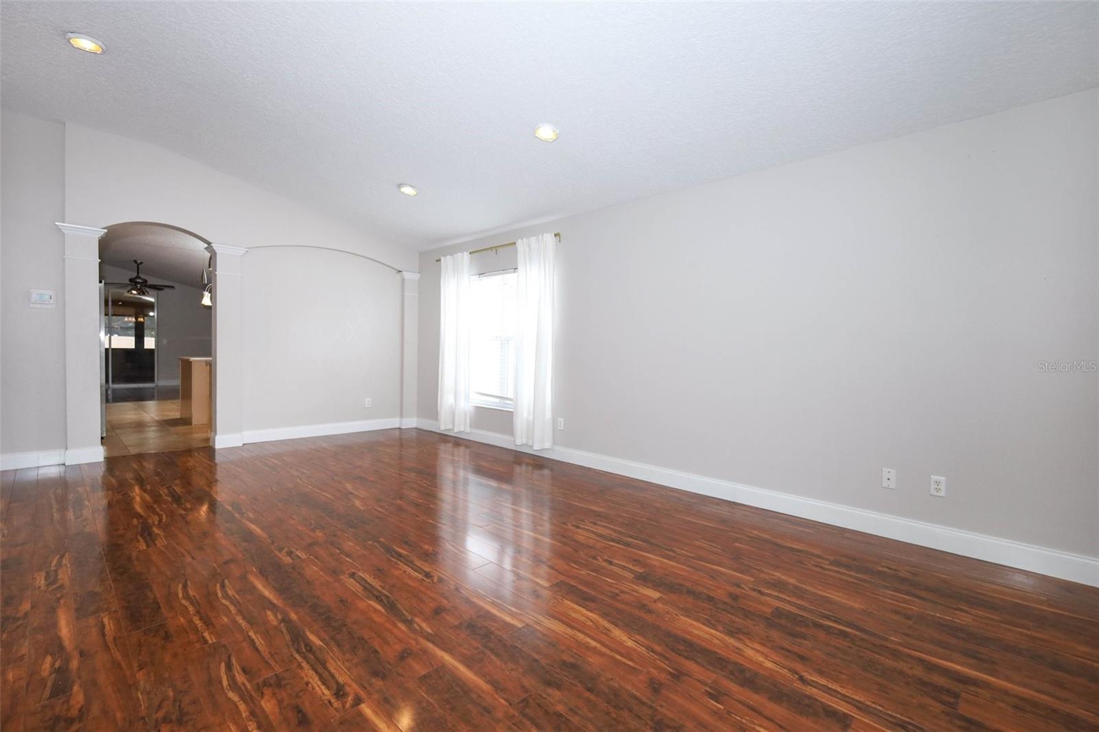 OAKHURST RESERVE UNIT ONE - Residential