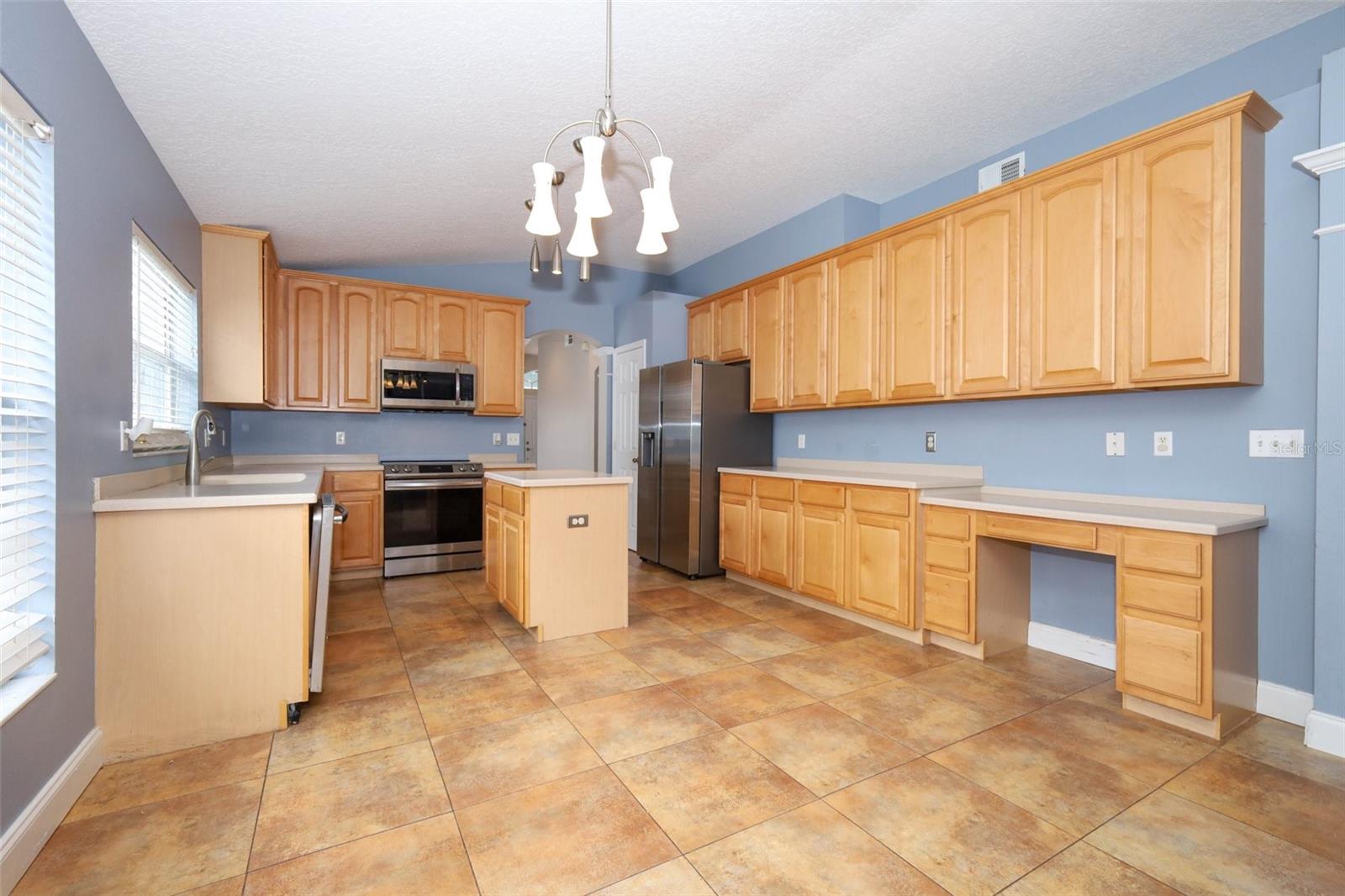 OAKHURST RESERVE UNIT ONE - Residential