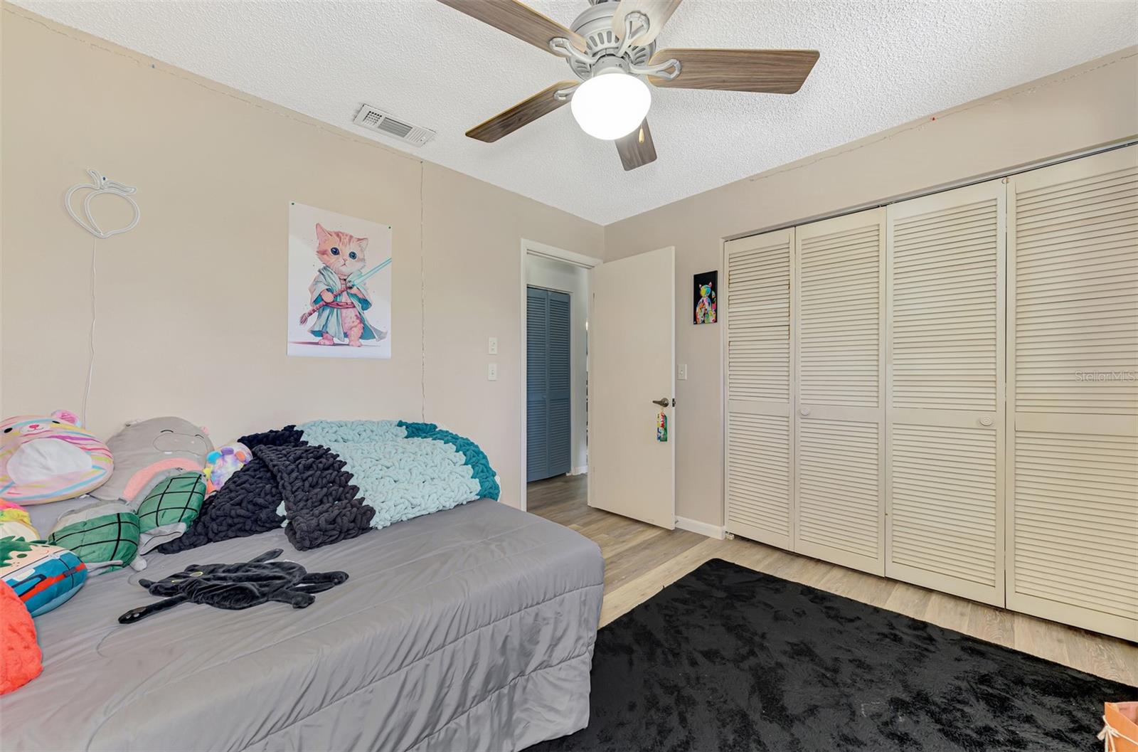 SAYBROOK MANOR - Residential