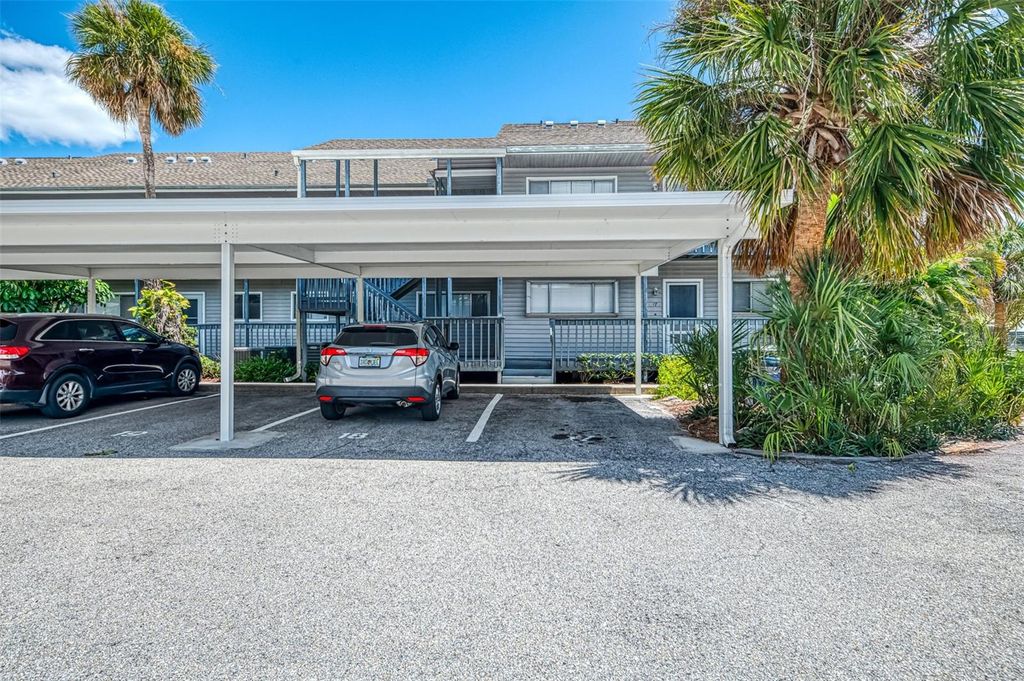 Photo of 255 Fenwick Drive #18, Venice, FL 34285 (MLS # A4665037)