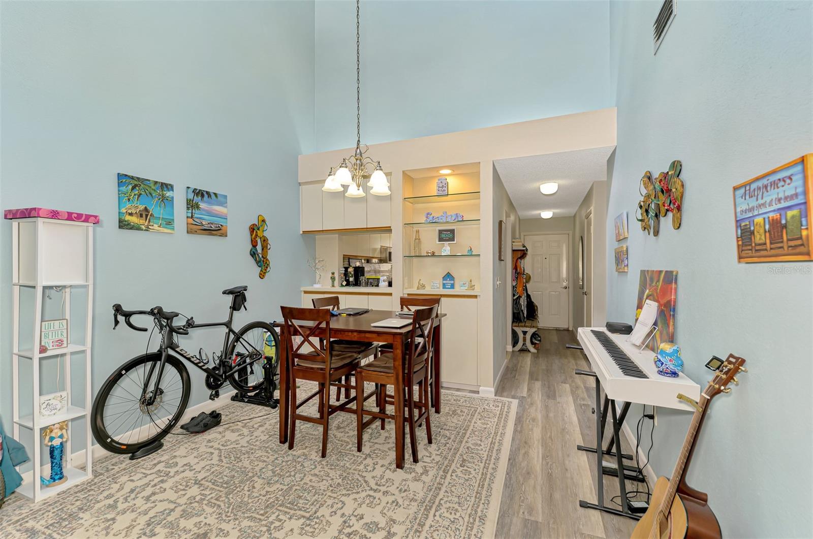 SAYBROOK MANOR - Residential