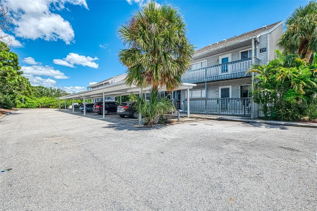 Photo of 255 Fenwick Drive #18, Venice, FL 34285 (MLS # A4665037)