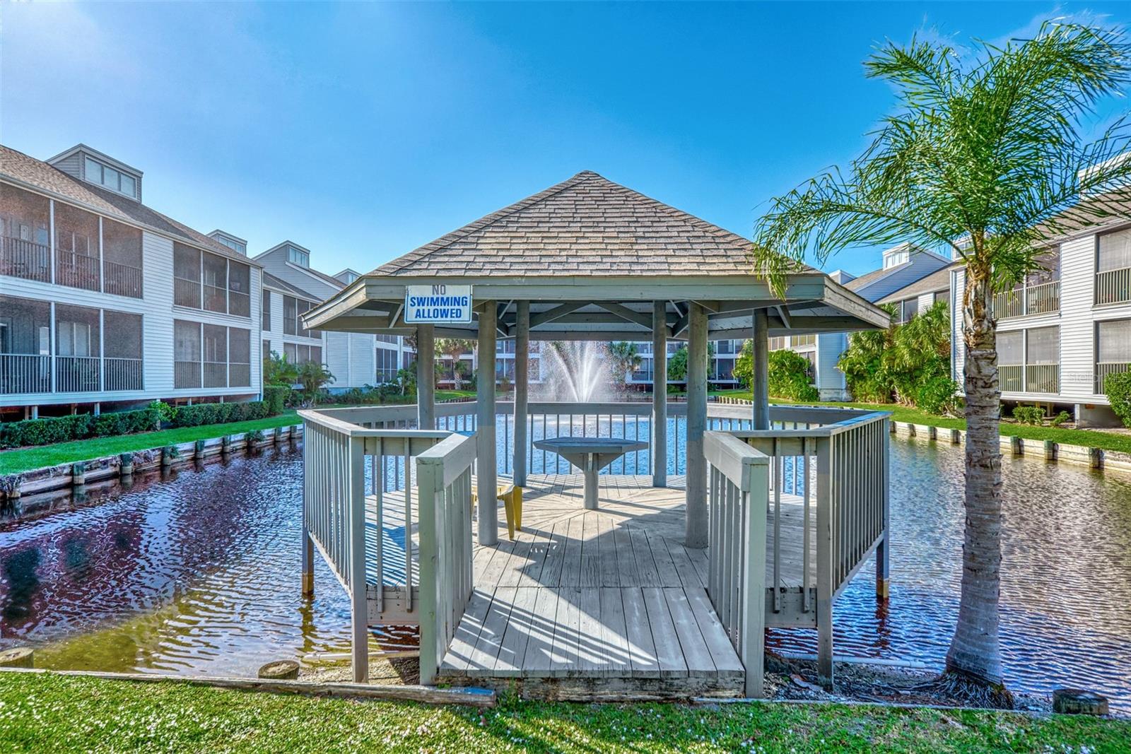 SAYBROOK MANOR - Residential