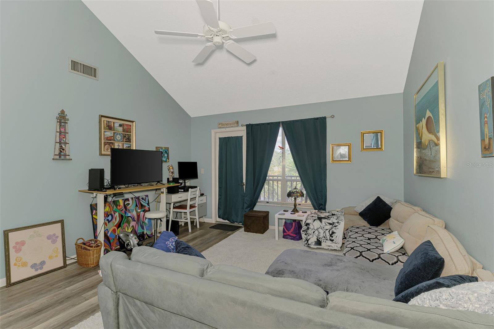 SAYBROOK MANOR - Residential