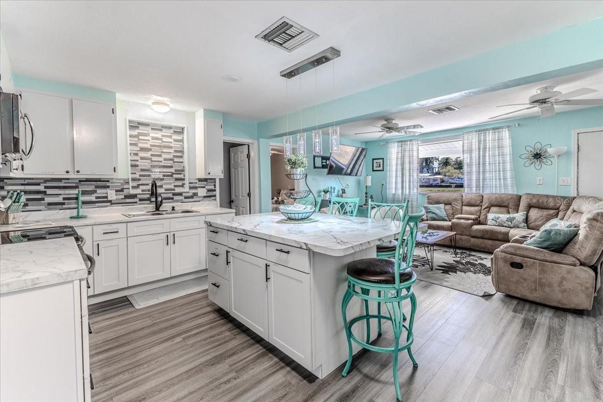 WEEKI WACHEE GARDENS - Residential