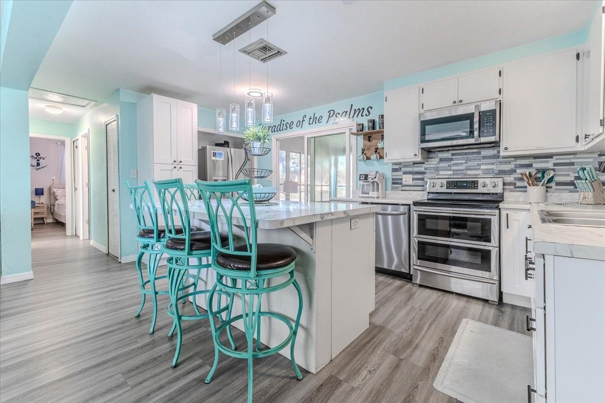 WEEKI WACHEE GARDENS - Residential