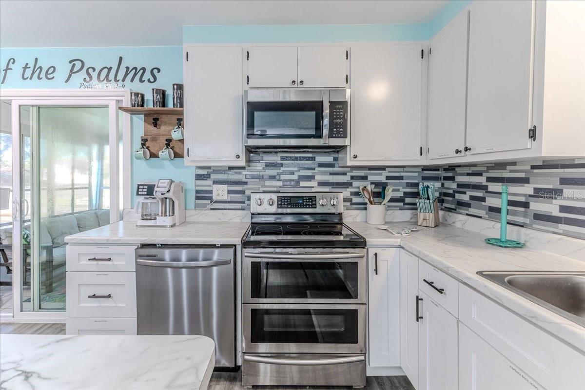 WEEKI WACHEE GARDENS - Residential