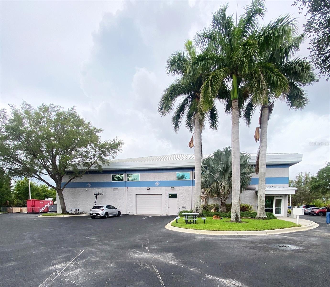 6851 PROFESSIONAL PARKWAY