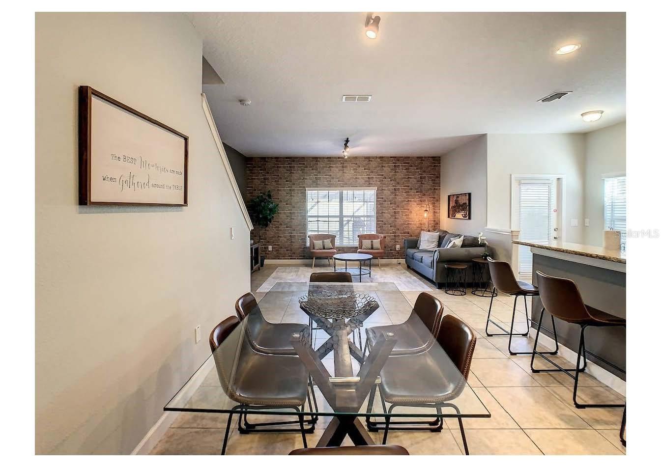 8967 BISMARCK PALM ROAD