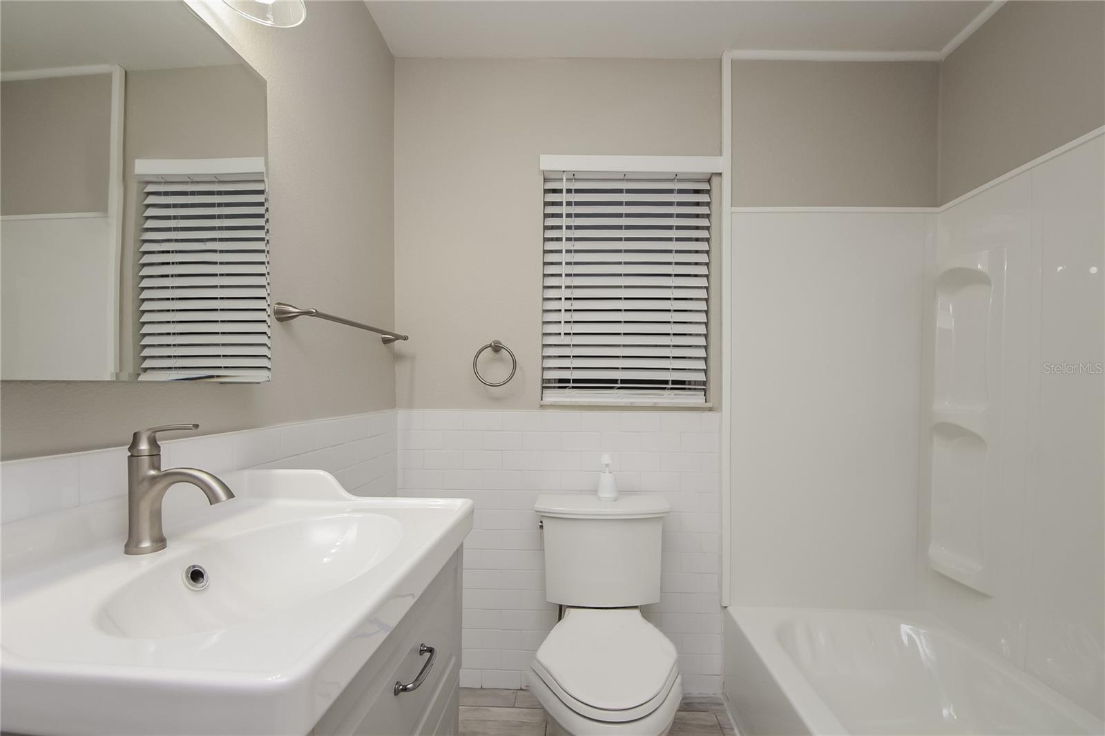 FERNWAY - Residential Lease