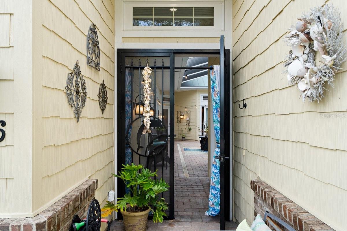 OAK HAMMOCK ESTATES - Residential