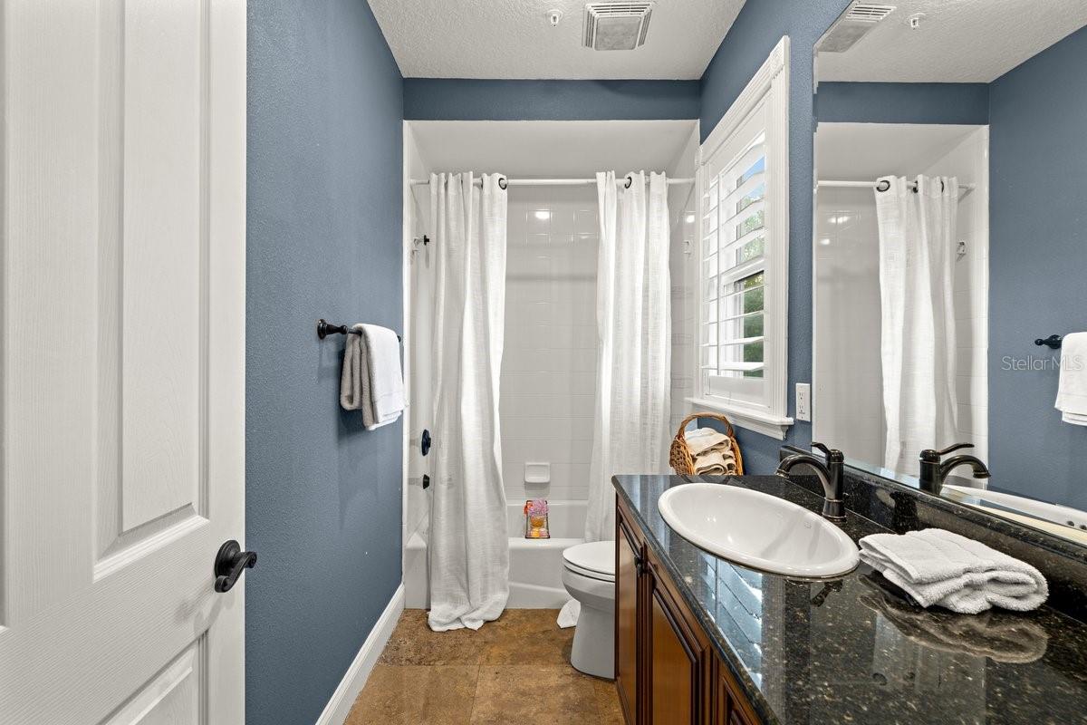 OAK HAMMOCK ESTATES - Residential