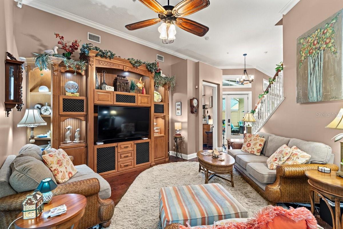 OAK HAMMOCK ESTATES - Residential