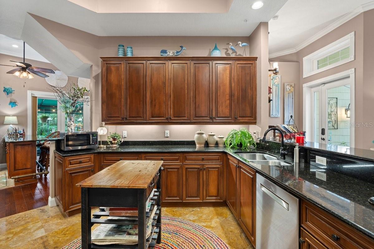 OAK HAMMOCK ESTATES - Residential