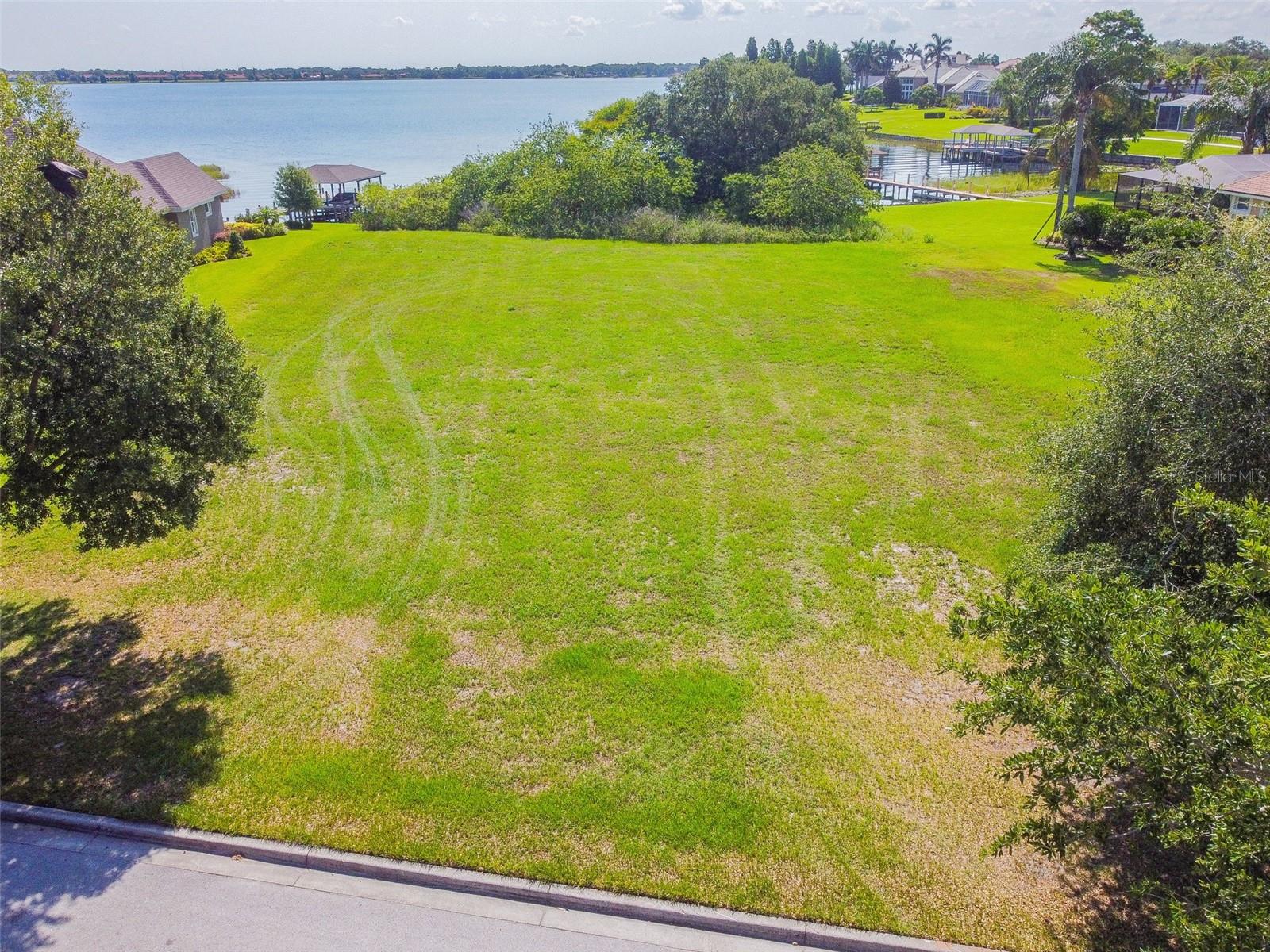 WYNDSOR AT LAKE WINTERSET - Land