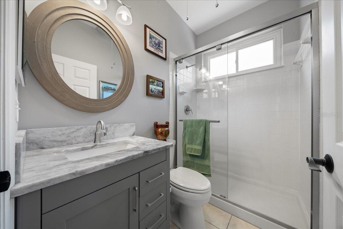 OAK RUN LAUREL OAKS - Residential