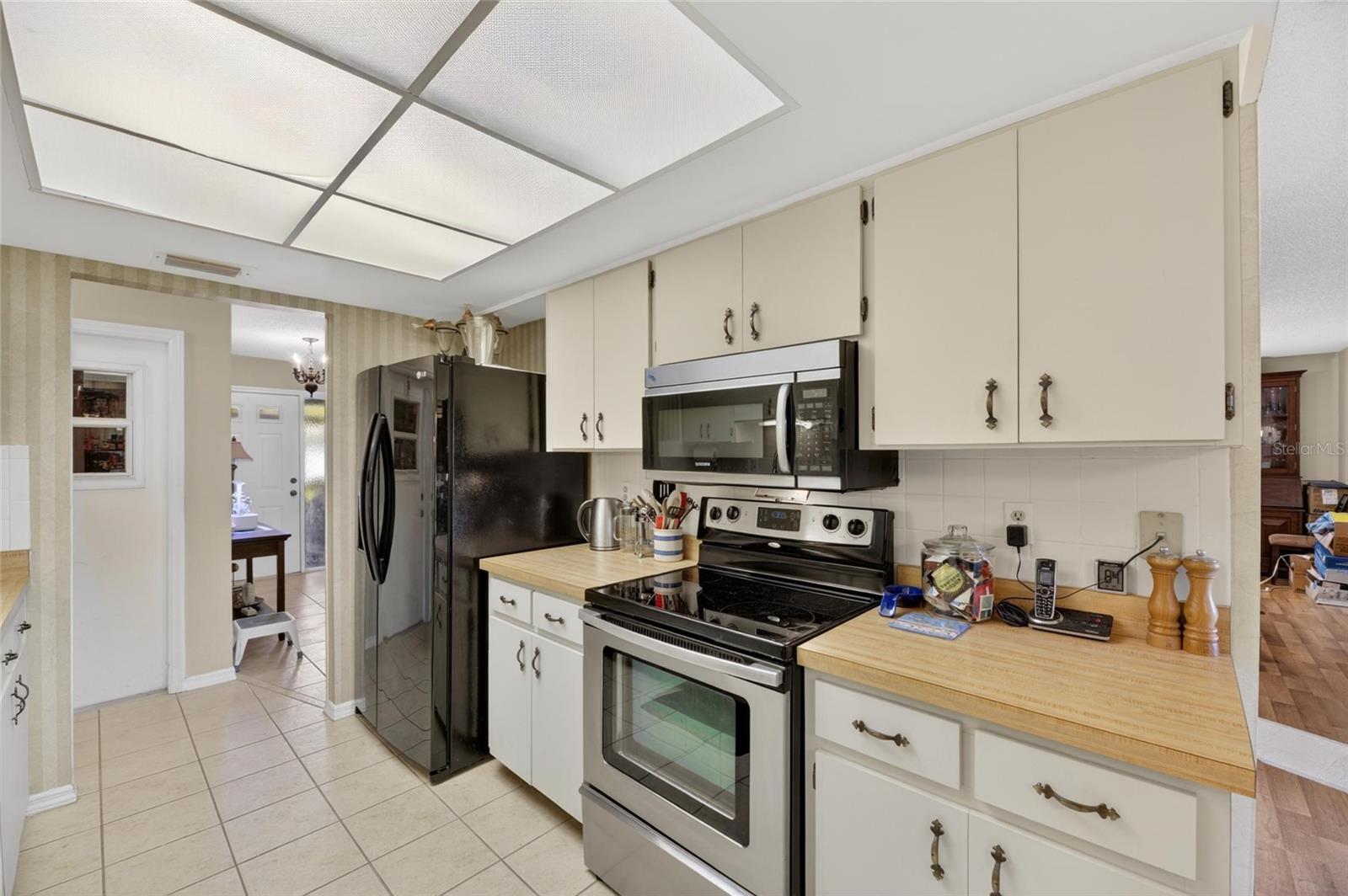 IDLEWOOD CONDO PH 2 - Residential