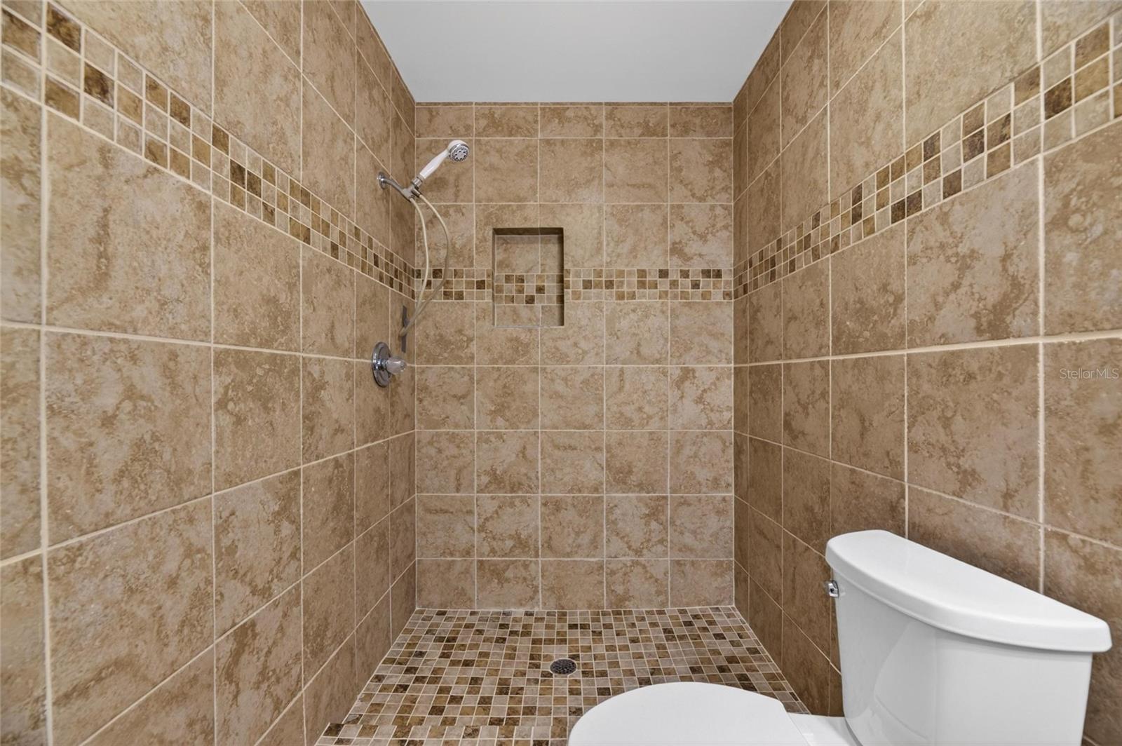 IDLEWOOD CONDO PH 2 - Residential