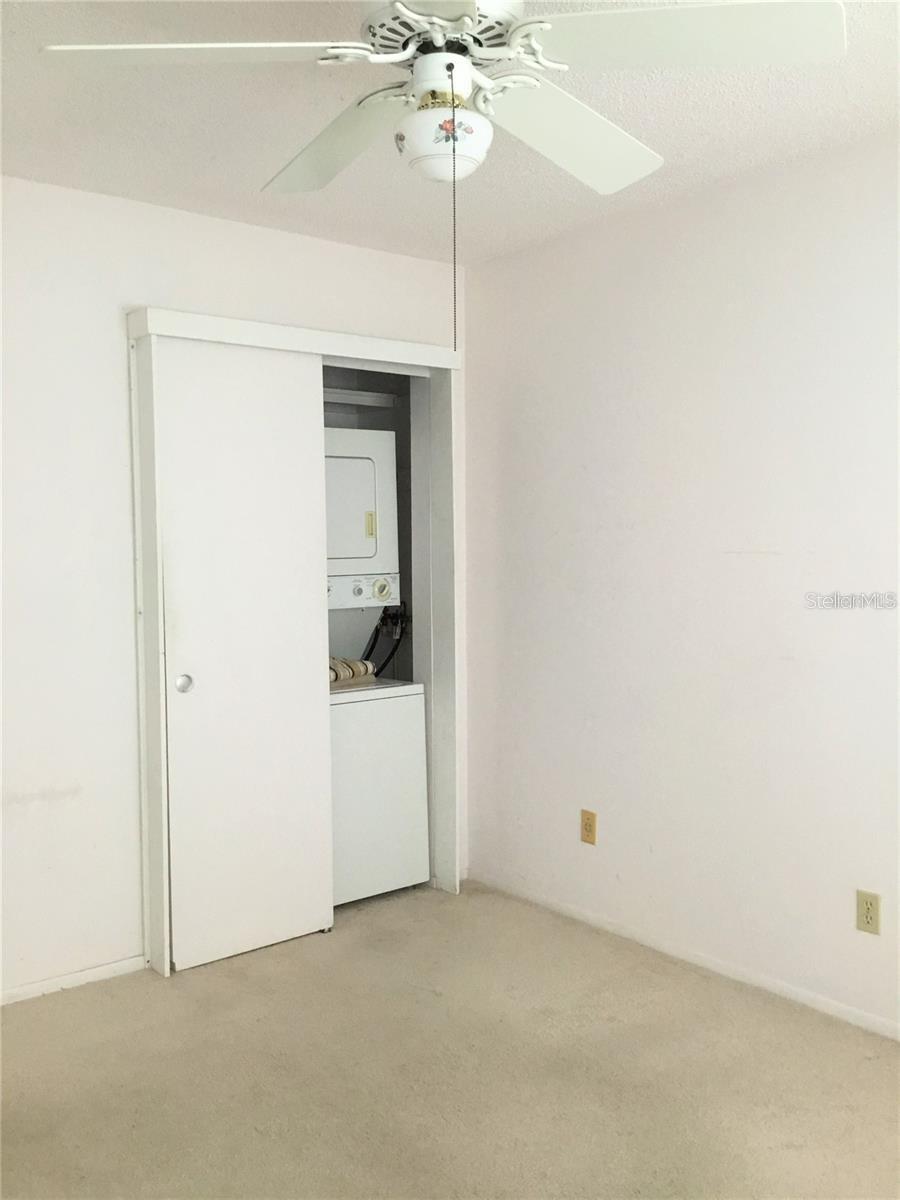 ON TOP OF THE WORLD - Residential Lease