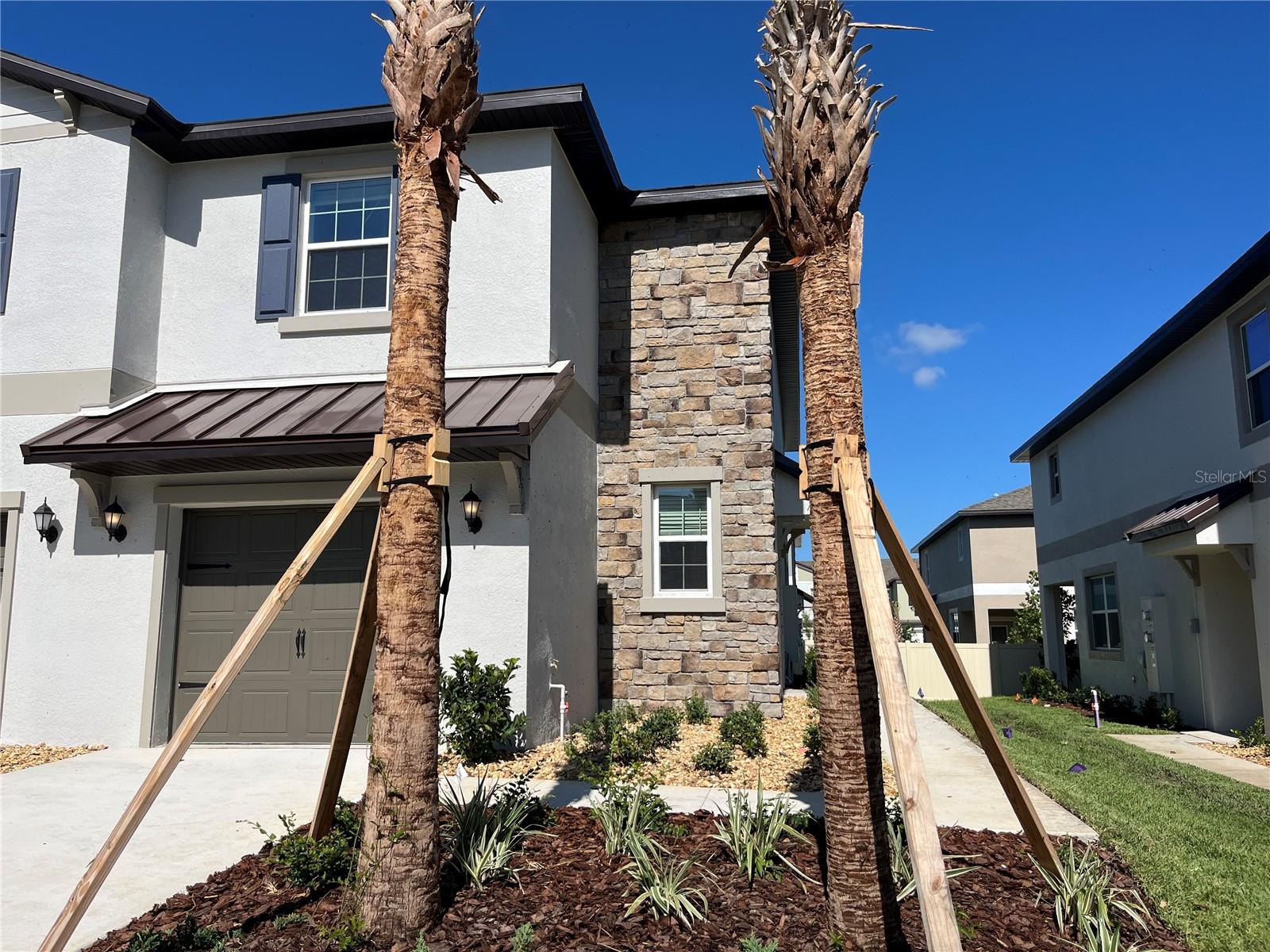 MIRADA TOWNHOMES - Residential Lease