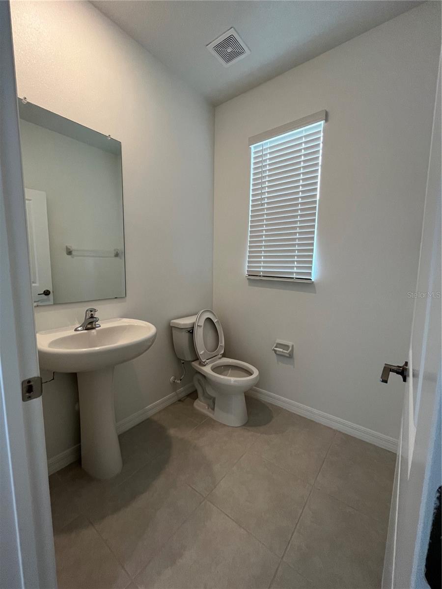 MIRADA TOWNHOMES - Residential Lease