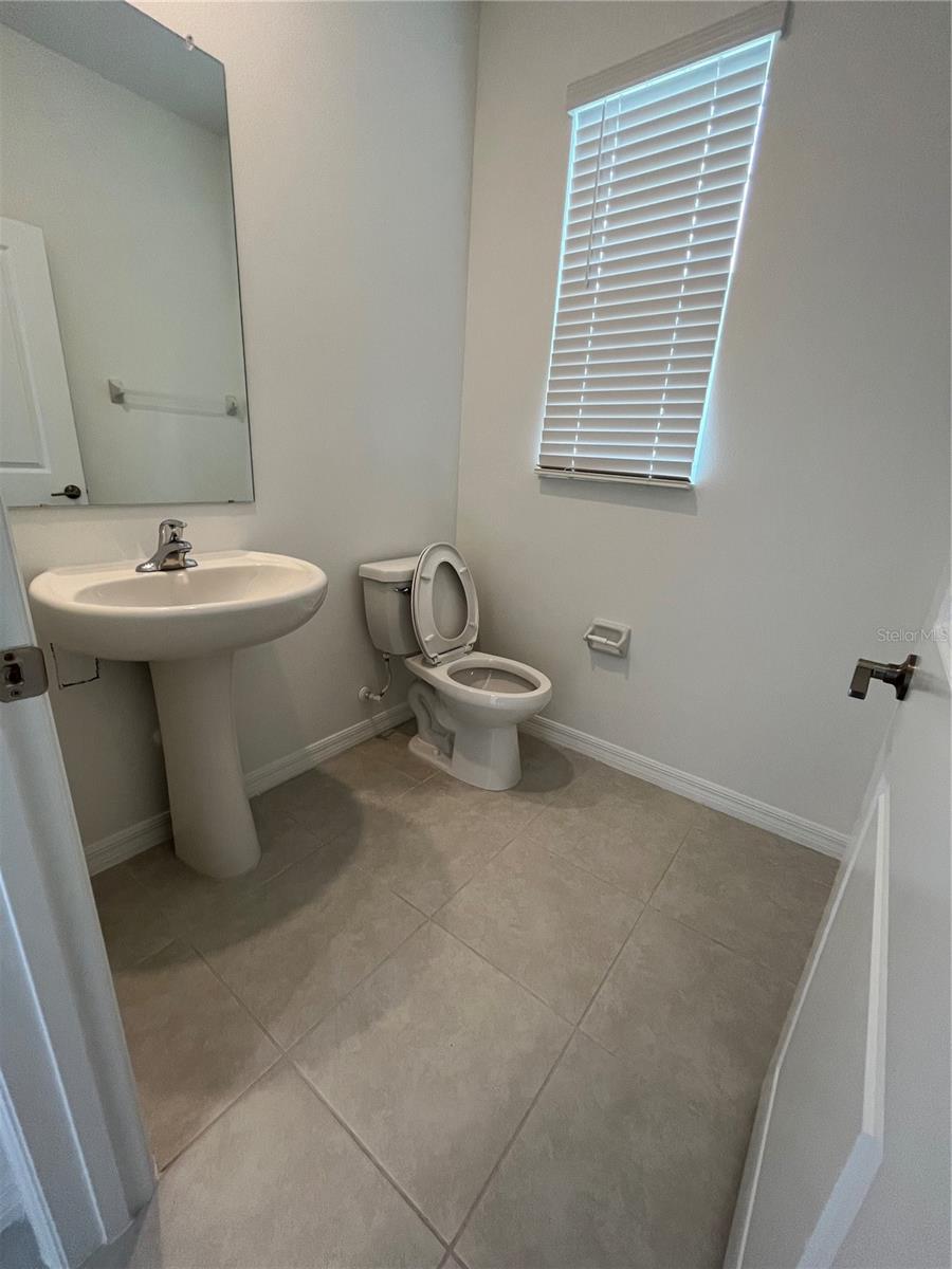 MIRADA TOWNHOMES - Residential Lease