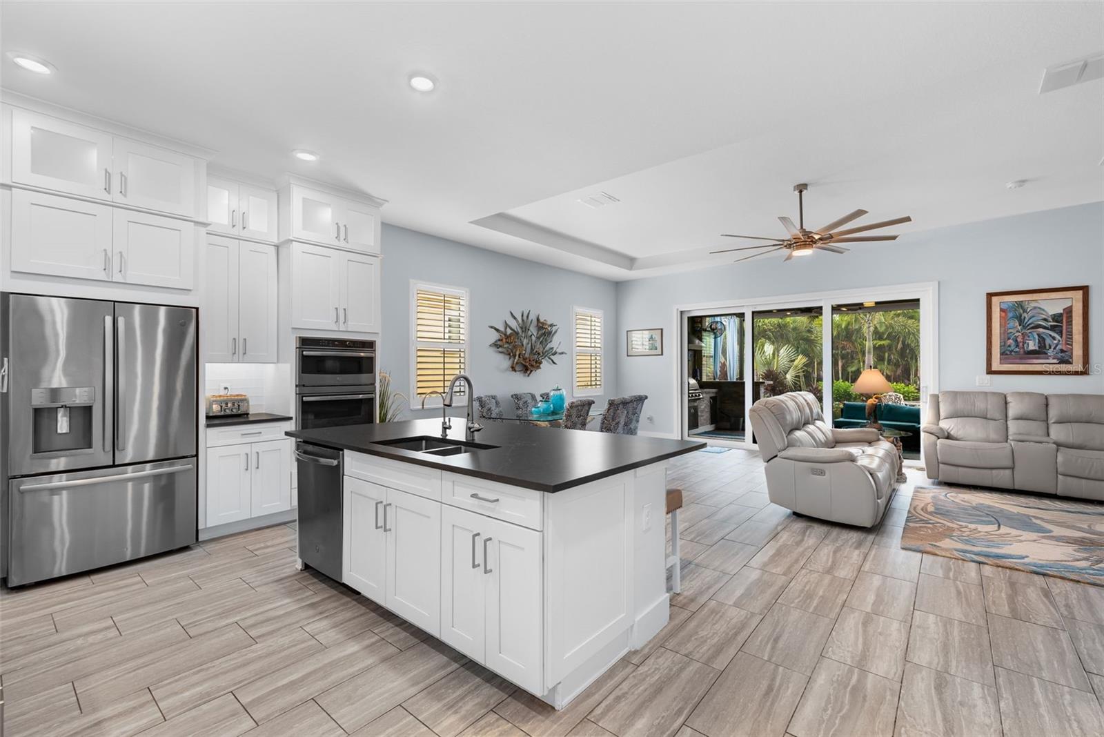 SANCTUARY COVE SUB - Residential