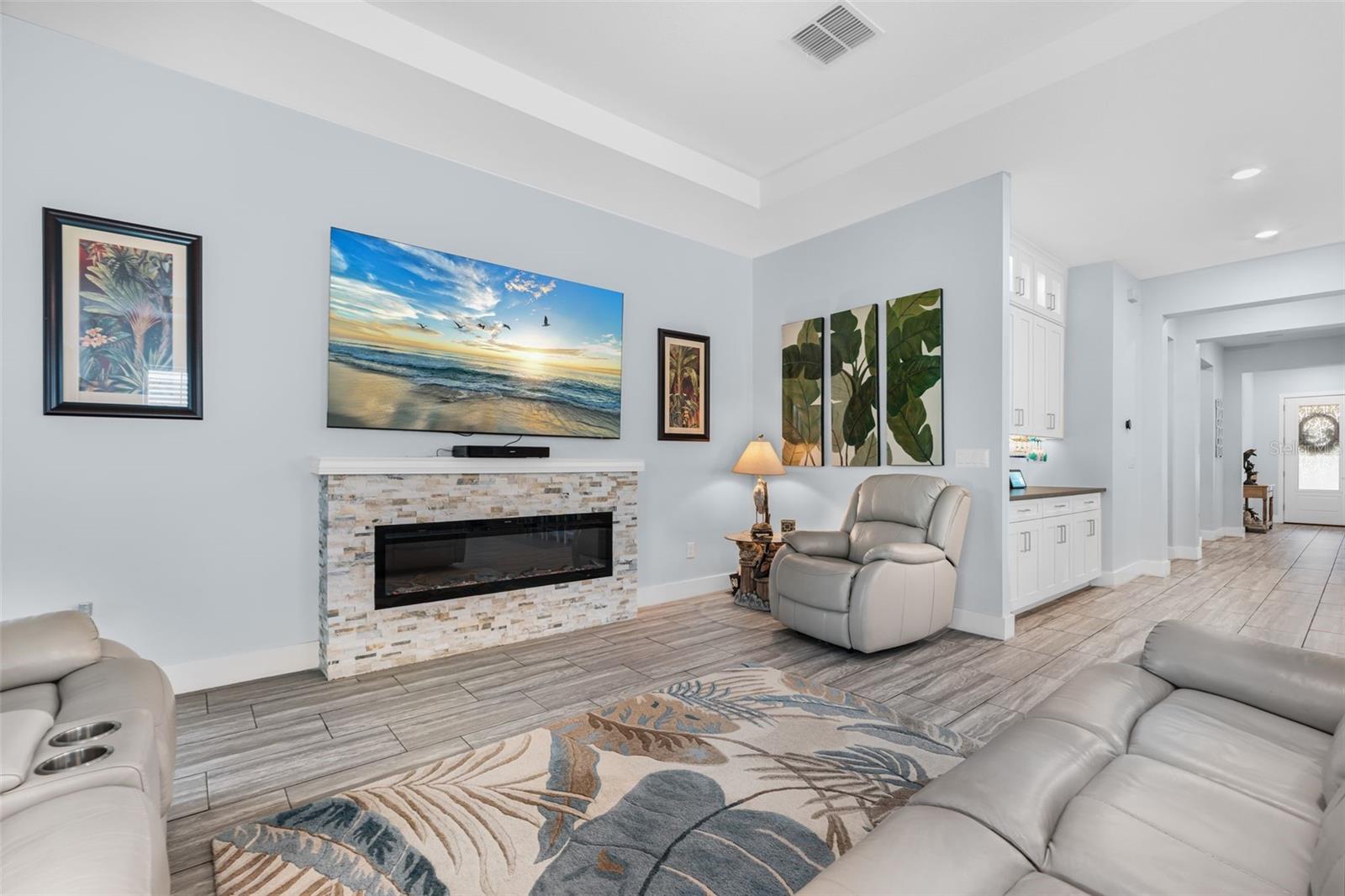 SANCTUARY COVE SUB - Residential