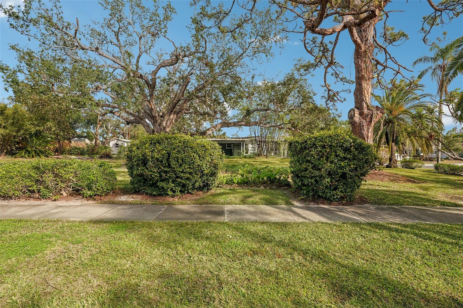 WHITFIELD ESTATES UNIT 1 - Residential