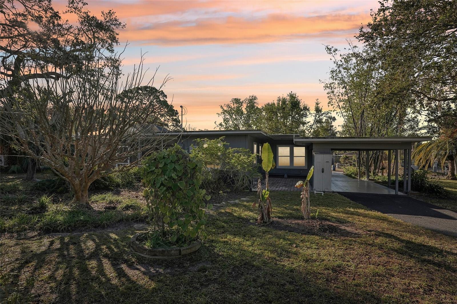 WHITFIELD ESTATES UNIT 1 - Residential