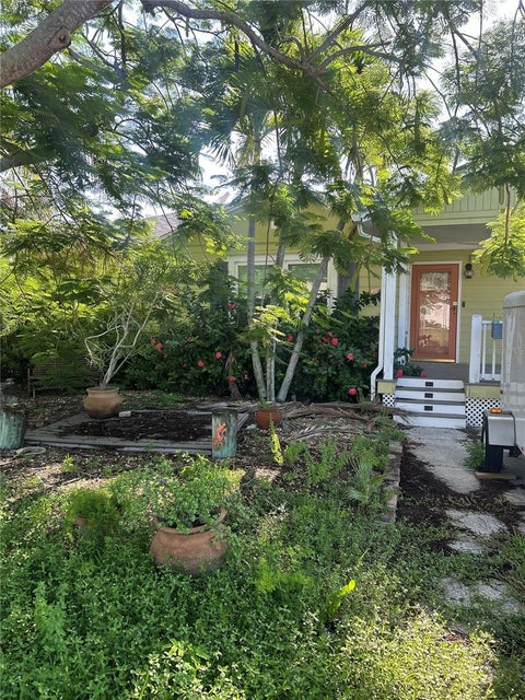 Photo of 3008 Dupont Street S, Gulfport, FL 33707 (MLS # TB8541262)