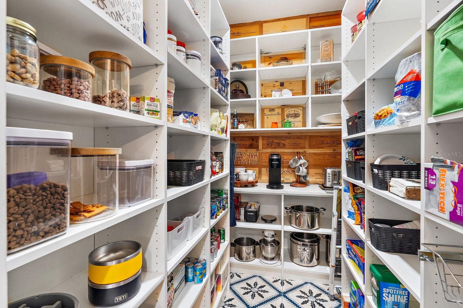 SORRENTO RANCHES - Residential