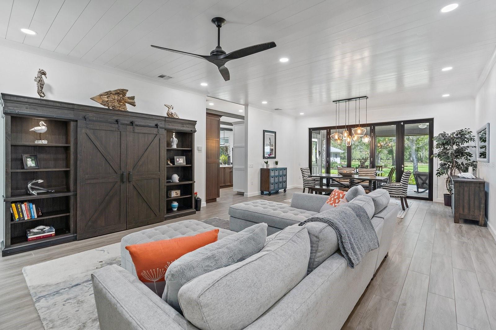 SORRENTO RANCHES - Residential