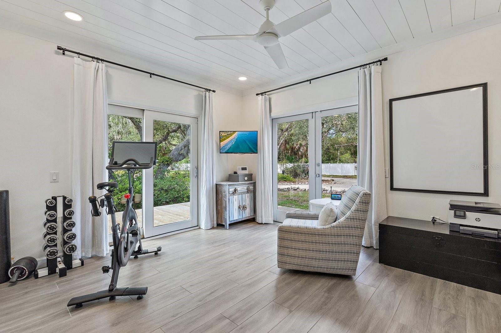 SORRENTO RANCHES - Residential