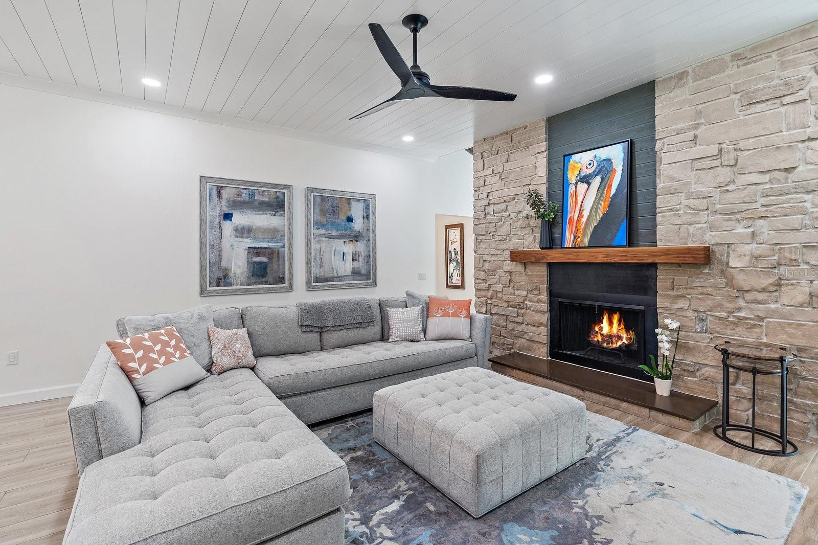 SORRENTO RANCHES - Residential