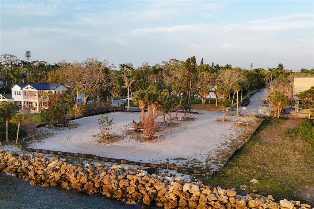 Photo of 603 Indian Beach Lane, Sarasota, FL 34234 (MLS # A4651341)